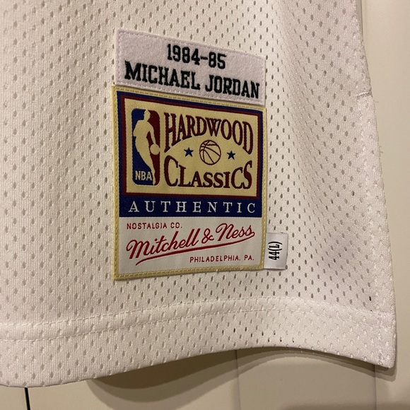 Jordan Bulls Jersey BRAND NEW - Picture 7 of 8